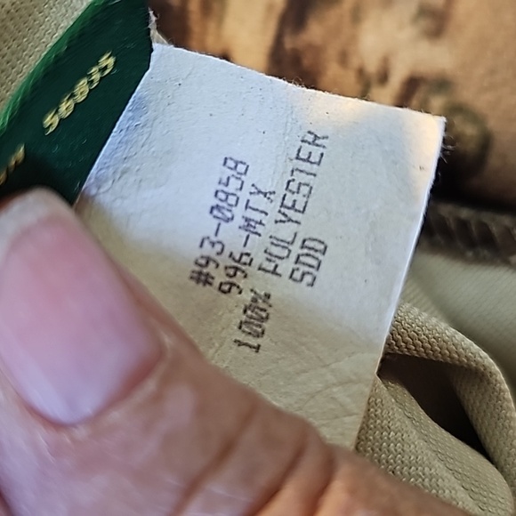 Adult size mens camouflage hunting hat. By Cabelas. Very good used condition. - Picture 3 of 6